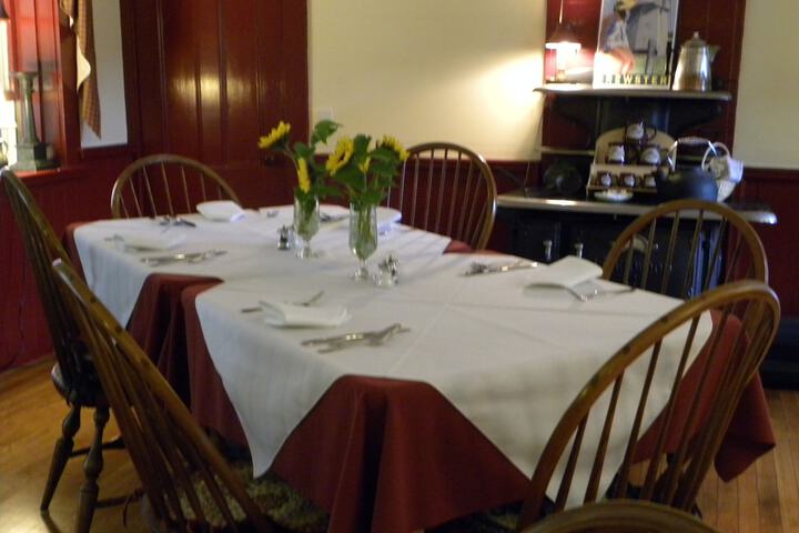 Breakfast/Coffee Service 95 of 121