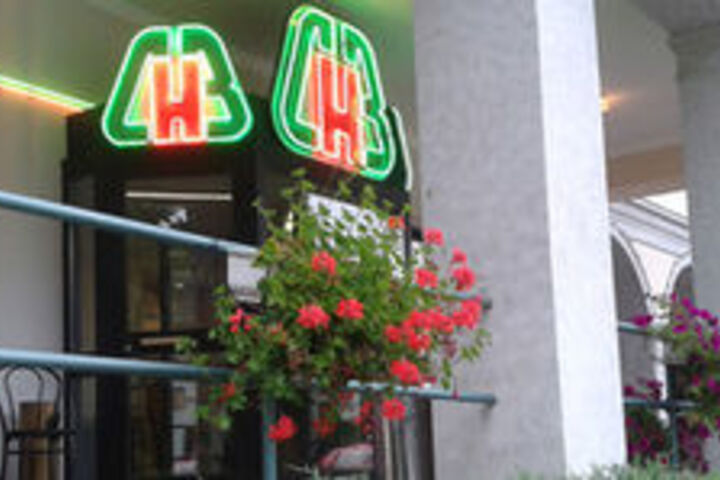 Hotel 5 of 20