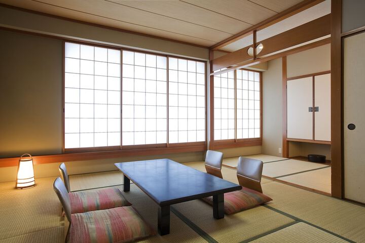 Room 6 of 49