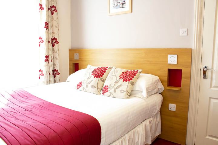 Room 8 of 22