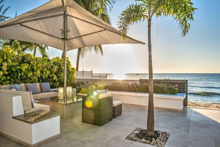 Terrace/Patio 14 of 33