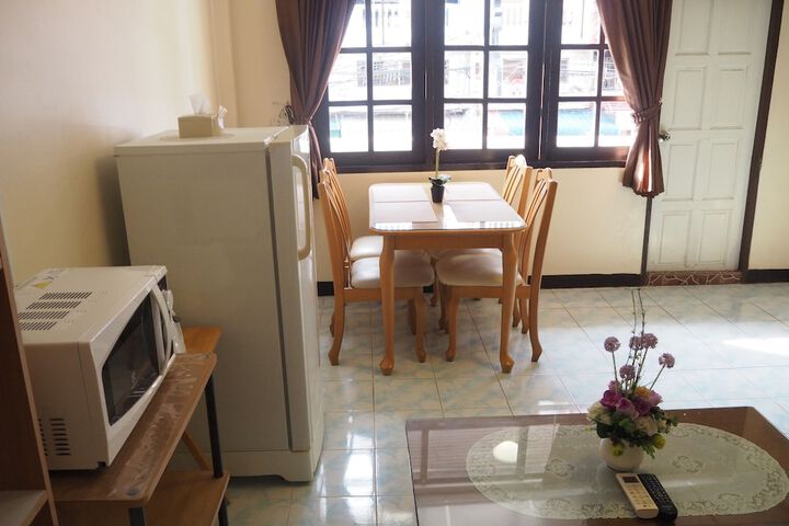 Room 30 of 61