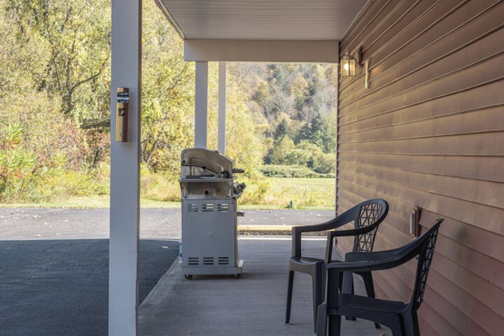 Property Grounds 15 of 21