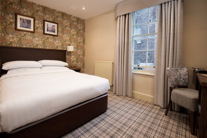 Dean Court Hotel Image 10