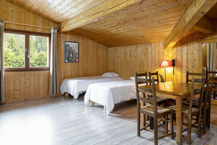 Room 28 of 54