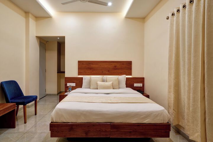 Room 2 of 54