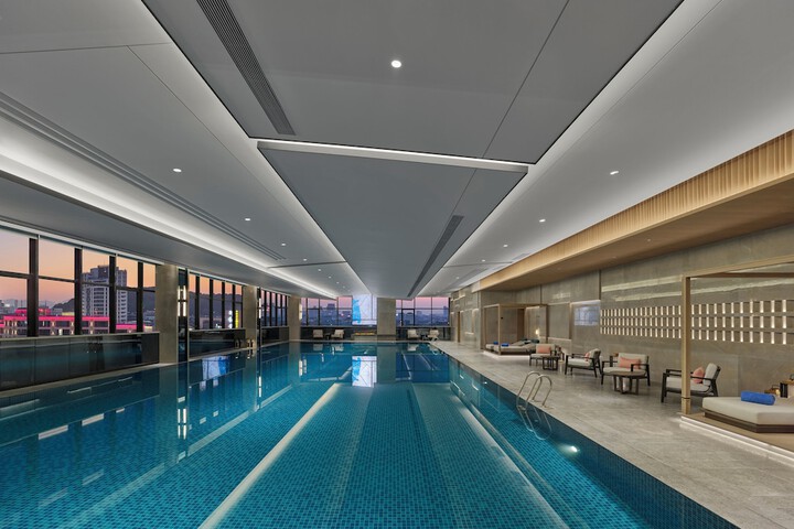 Pool 35 of 52