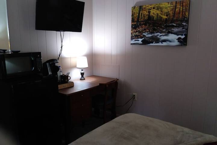 Room 34 of 58