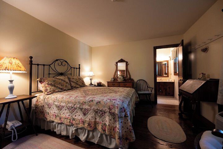 Room 9 of 22