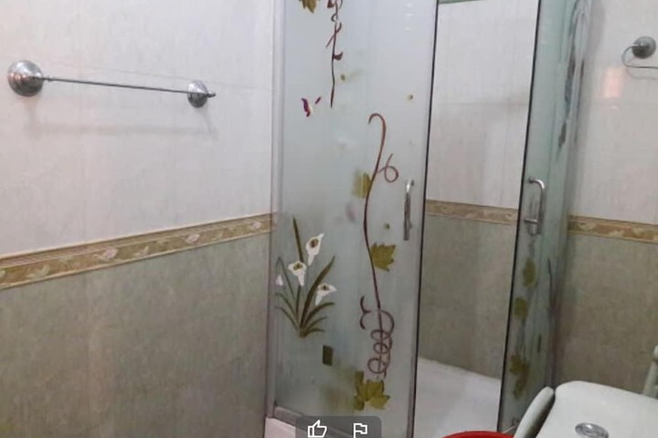 Room 7 of 17
