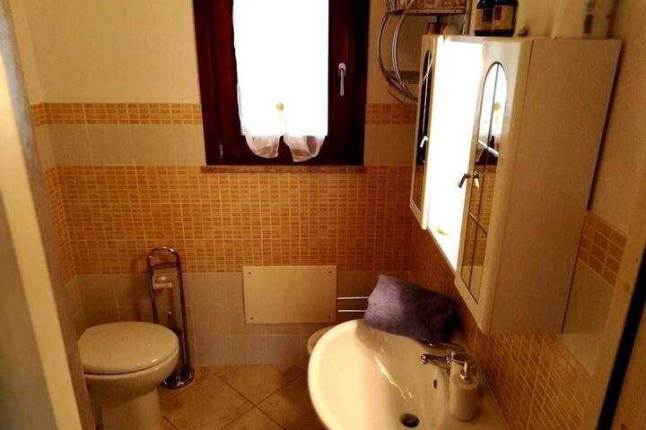 Room 17 of 17
