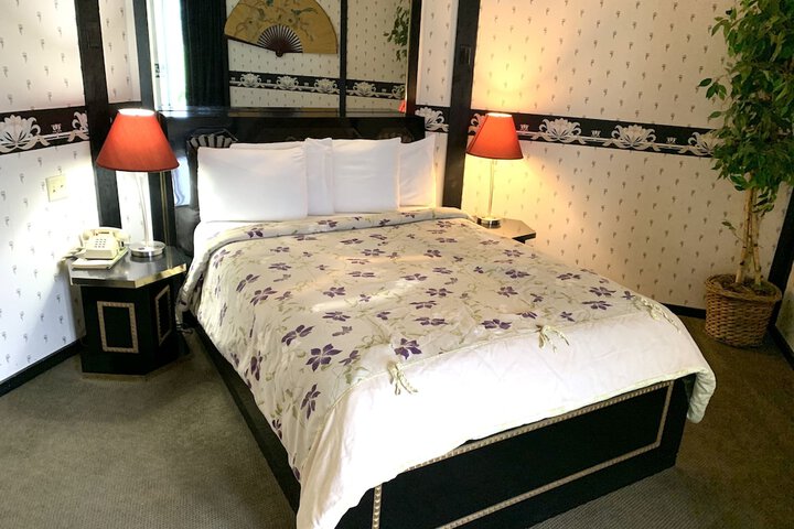 2 Queen Beds (81 of 99)