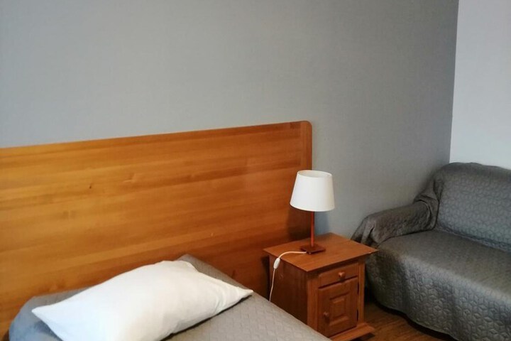 Room 13 of 65