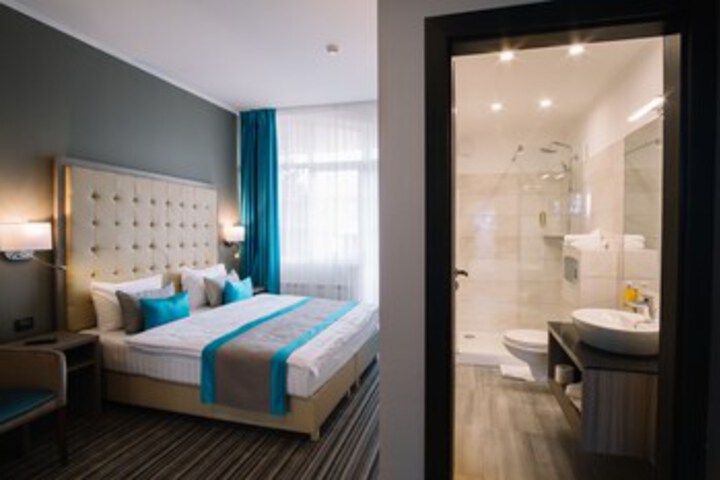Room 38 of 48
