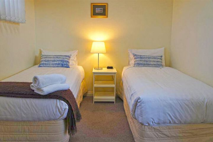 Room 20 of 63