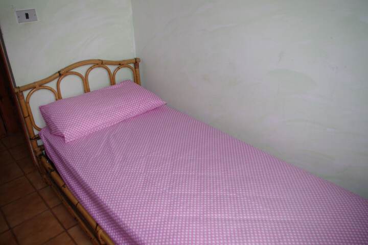 Room 5 of 22