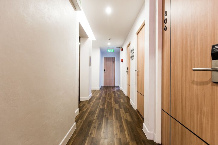 Ballroom/Hall 42 of 49