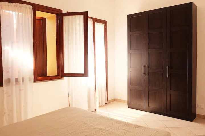 Room 3 of 17