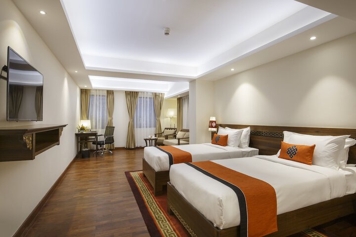 Room 25 of 120
