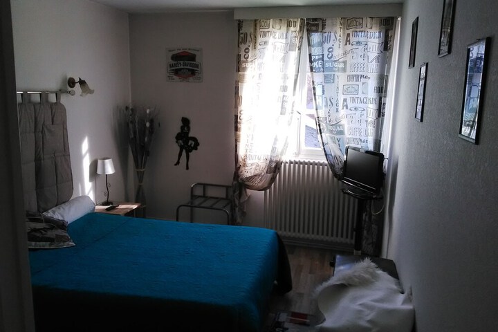 Room 5 of 19