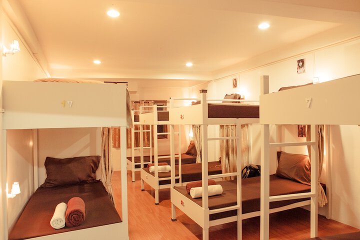 Room 2 of 17