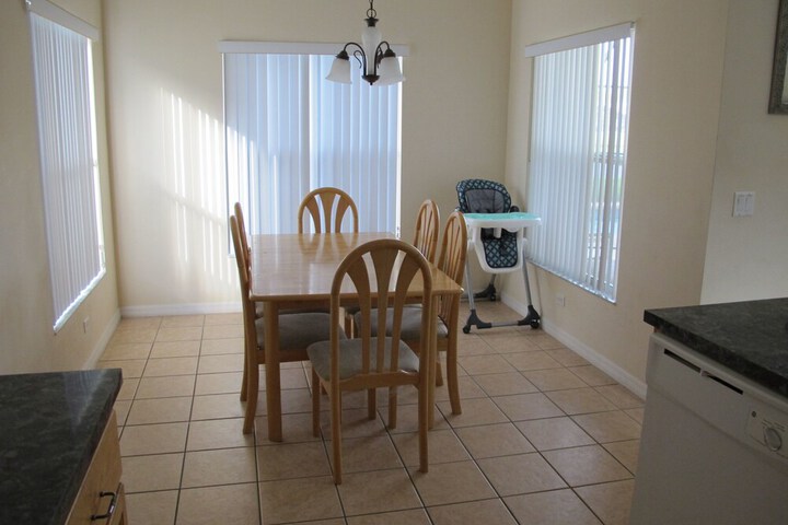 Room 21 of 47