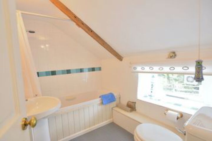 Room 2 of 26