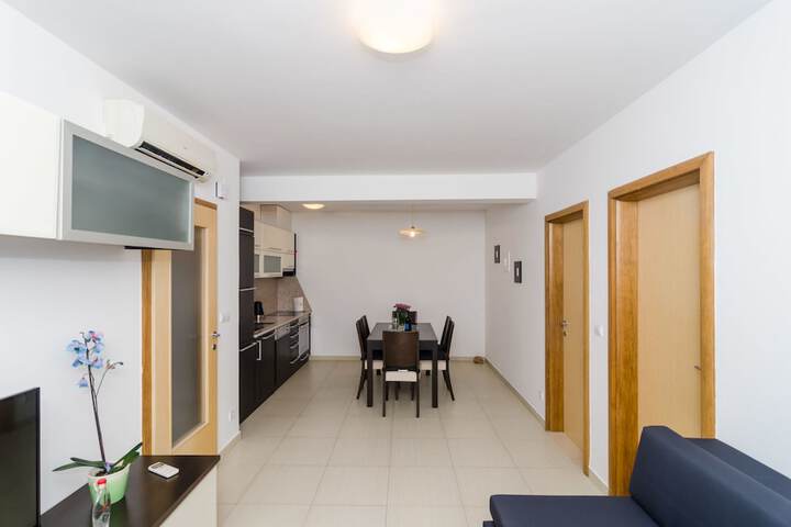 Room 15 of 57