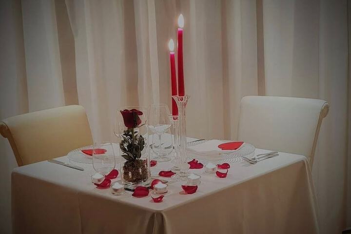 Dining 84 of 152
