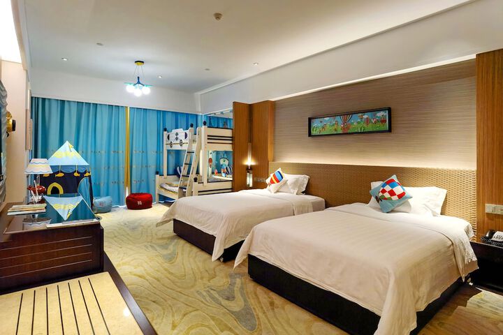 Room 38 of 151