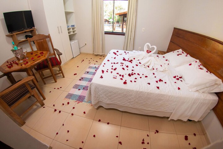 Room 12 of 24