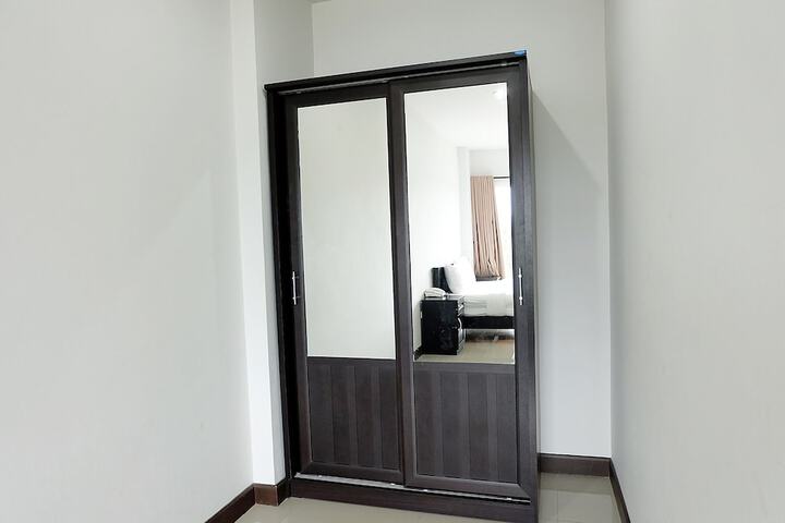 Room 10 of 47