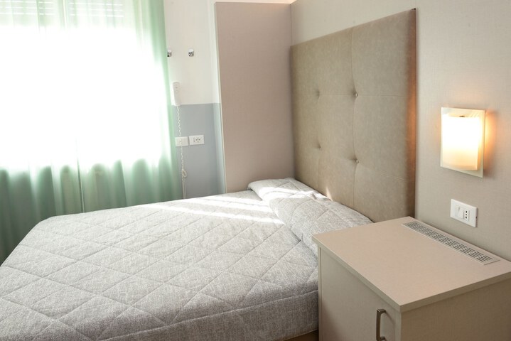 Room 5 of 55