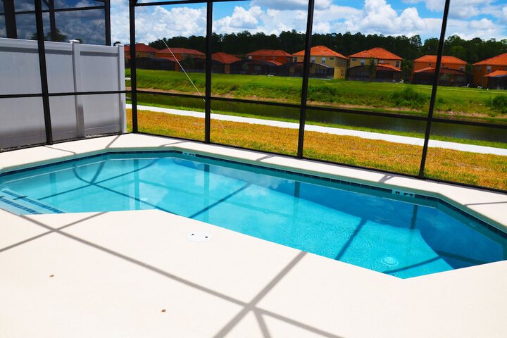 Pool 30 of 43