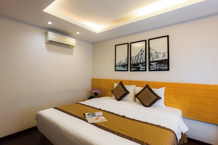 Room 28 of 112