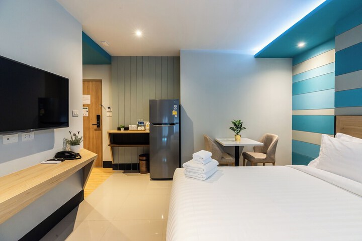 Room 10 of 24
