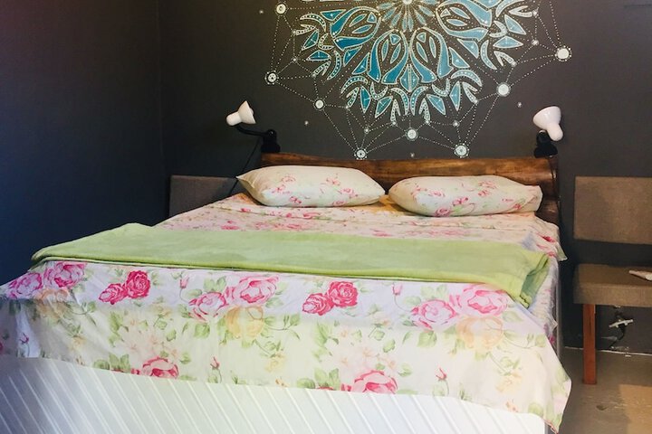 Room 6 of 23