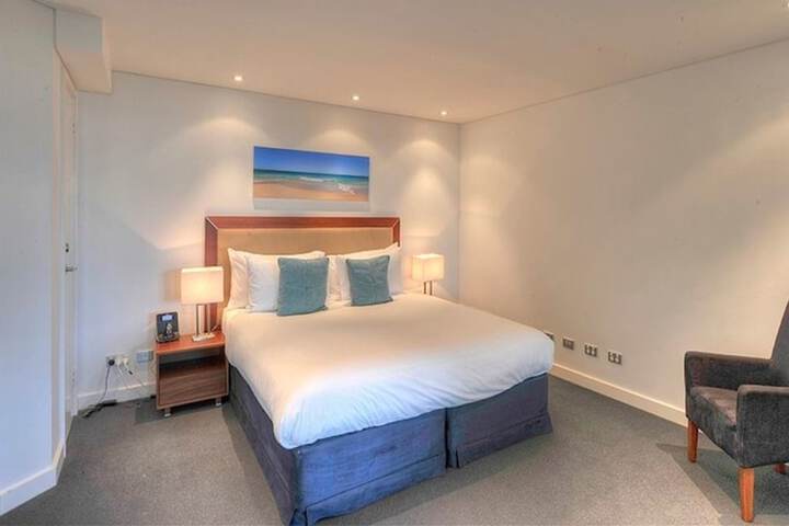Room 8 of 41