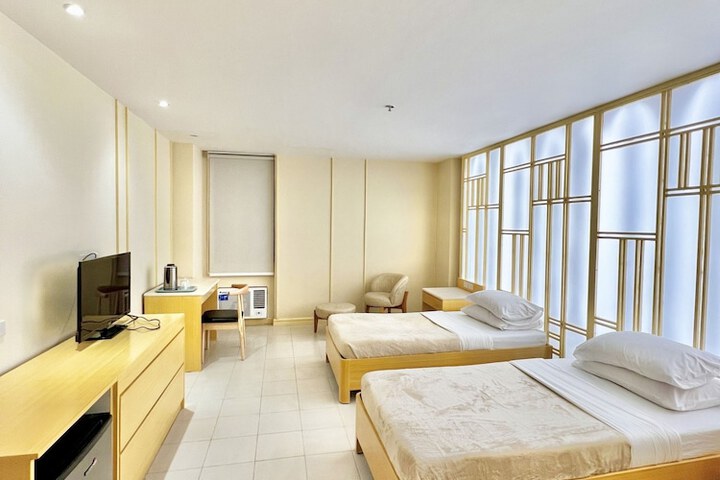 Room 7 of 52