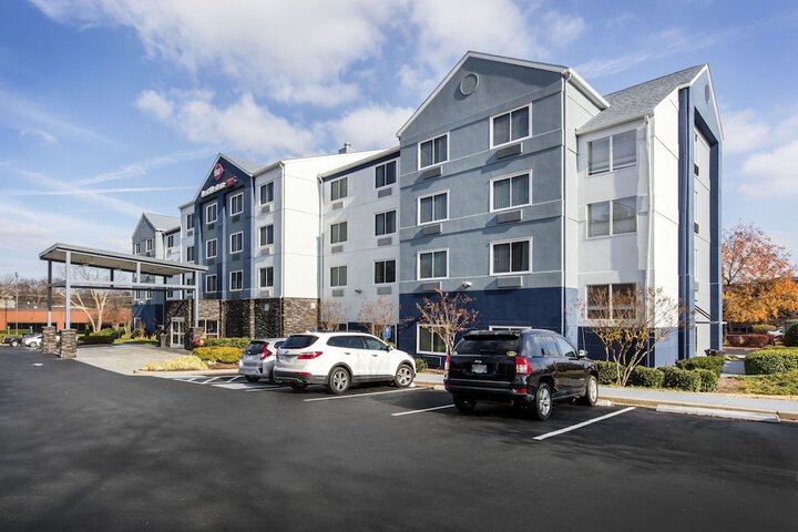 Best Western Plus Nashville Airport Hotel