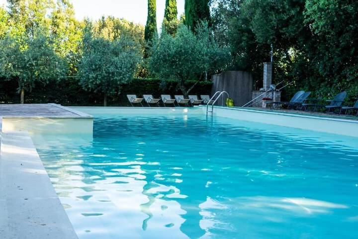 Pool 7 of 42
