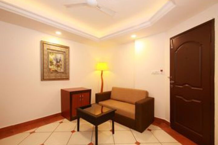 Room 21 of 32
