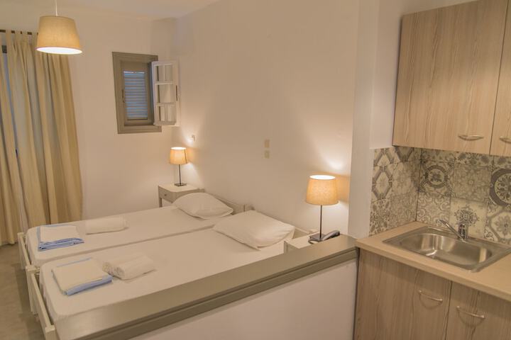 Room 13 of 41