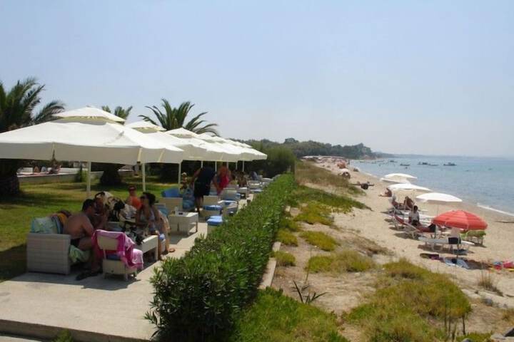Beach 65 of 83