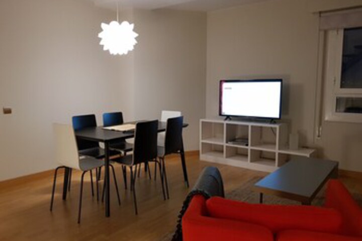 Room 9 of 28