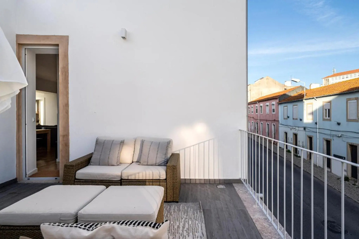 Terrace/Patio 7 of 16