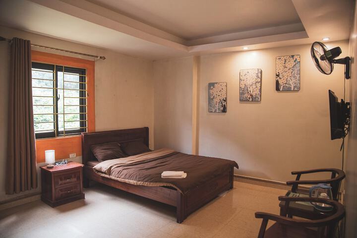 Room 9 of 45