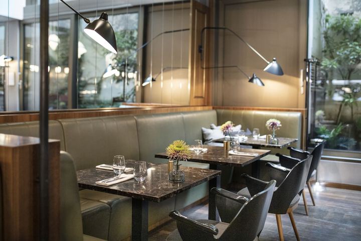 Dining 89 of 121