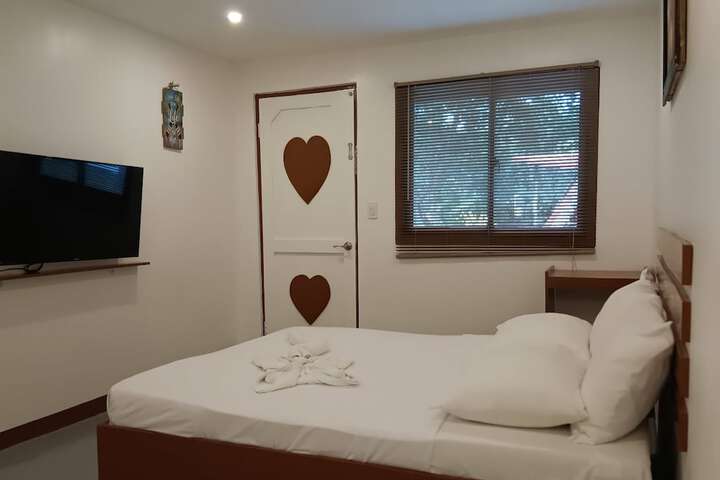 Room 8 of 49