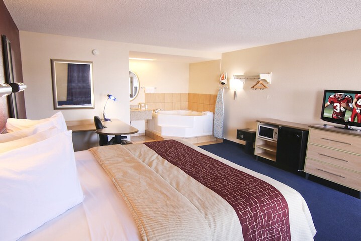 Superior King Bed (11 of 27)